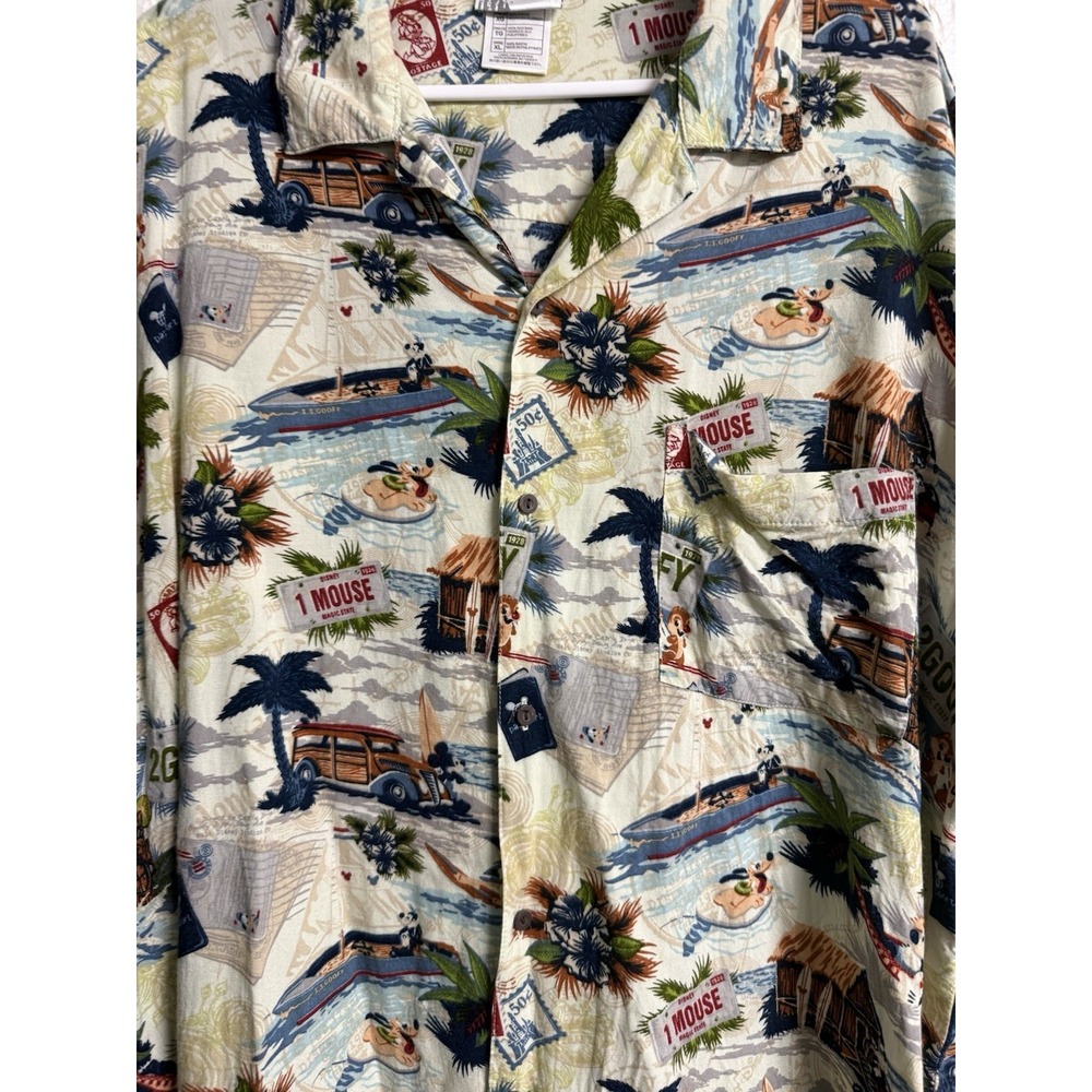 Disney Parks Mens Rayon Camp Shirt Mickey Pluto Hawaii Beach Theme XL